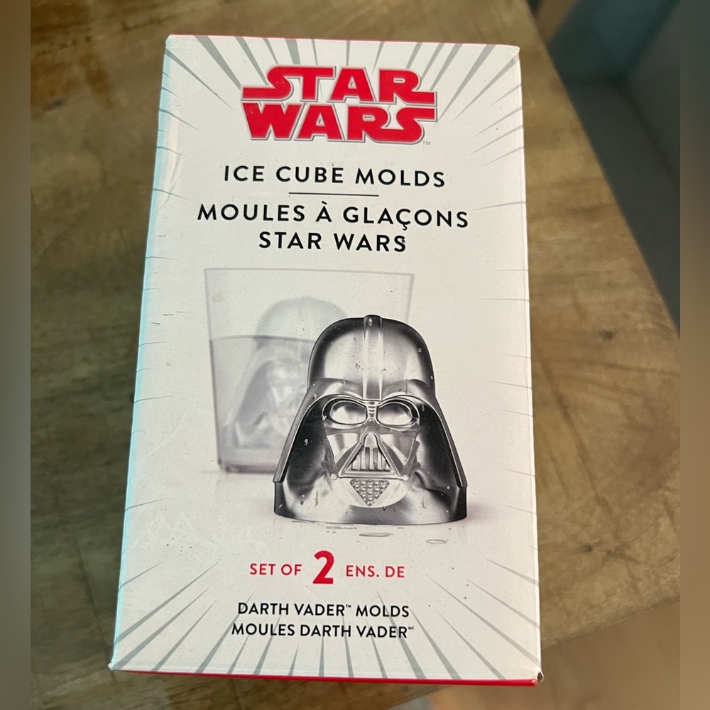 Williams Sonoma Star Wars Ice Cube Molds - Silver